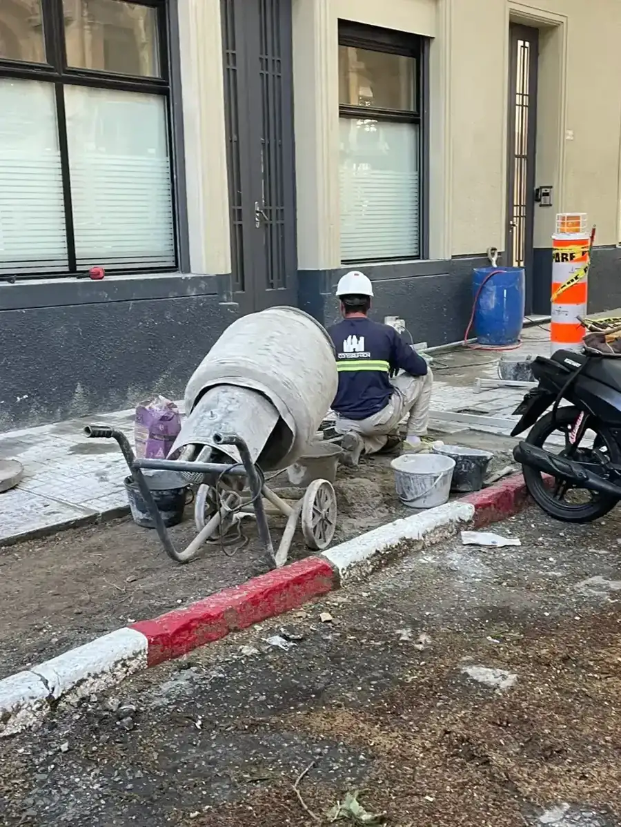 Imagen del trabajo Reparación de vereda en local comercial